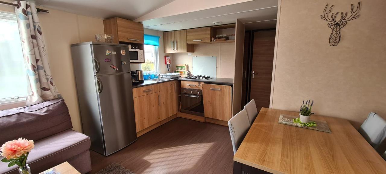 Mobil-Home 8 Personnes Vue Lac & Wi-Fi Inclus Onzain Eksteriør bilde